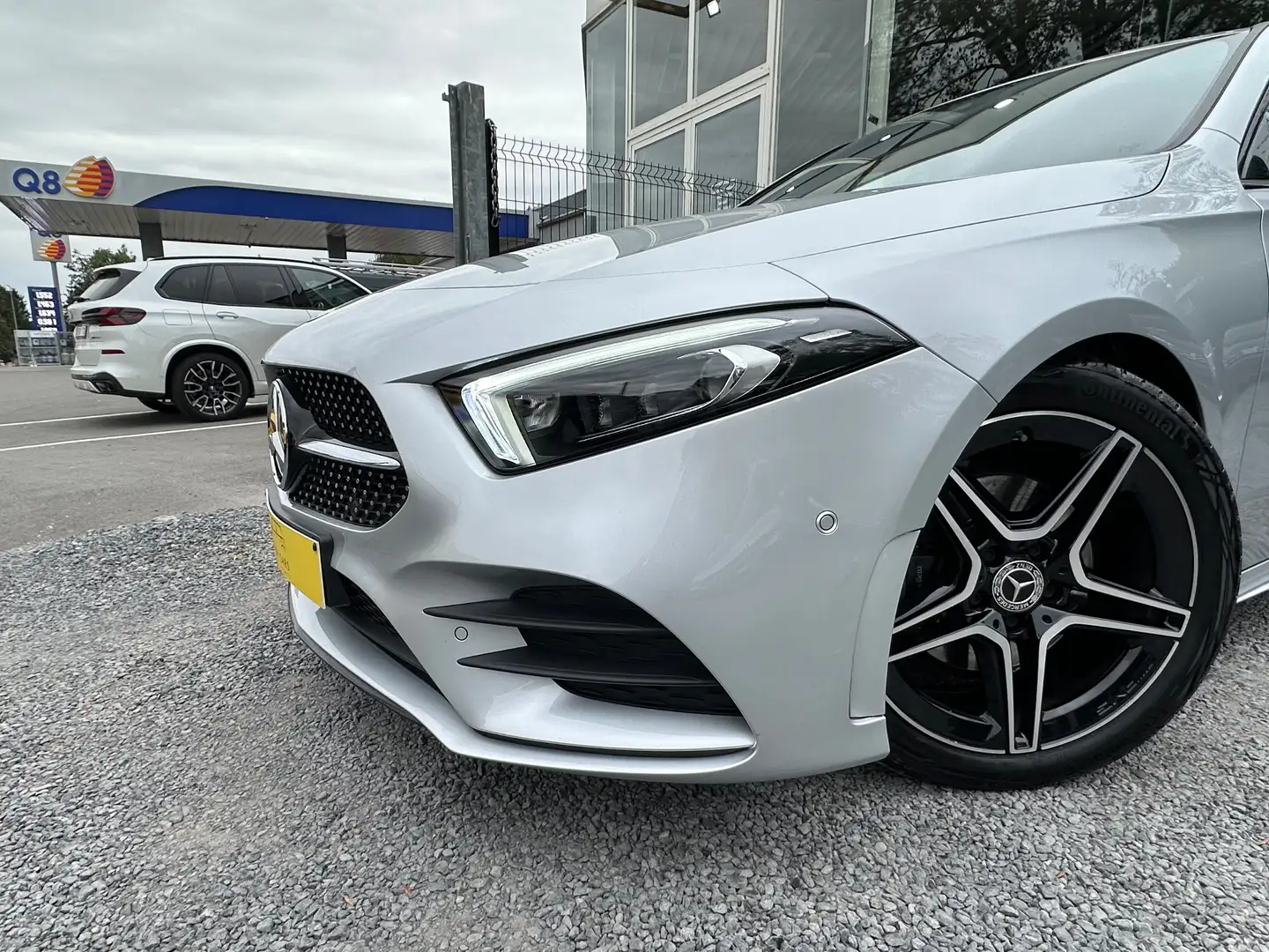 Mercedes-Benz A 180 22.306€HTVA* AMG *BERLINE*CAMERA*AMBIENT LIGTH Gris - 2