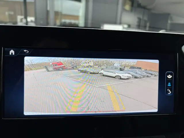 Mercedes-Benz Sprinter view 11