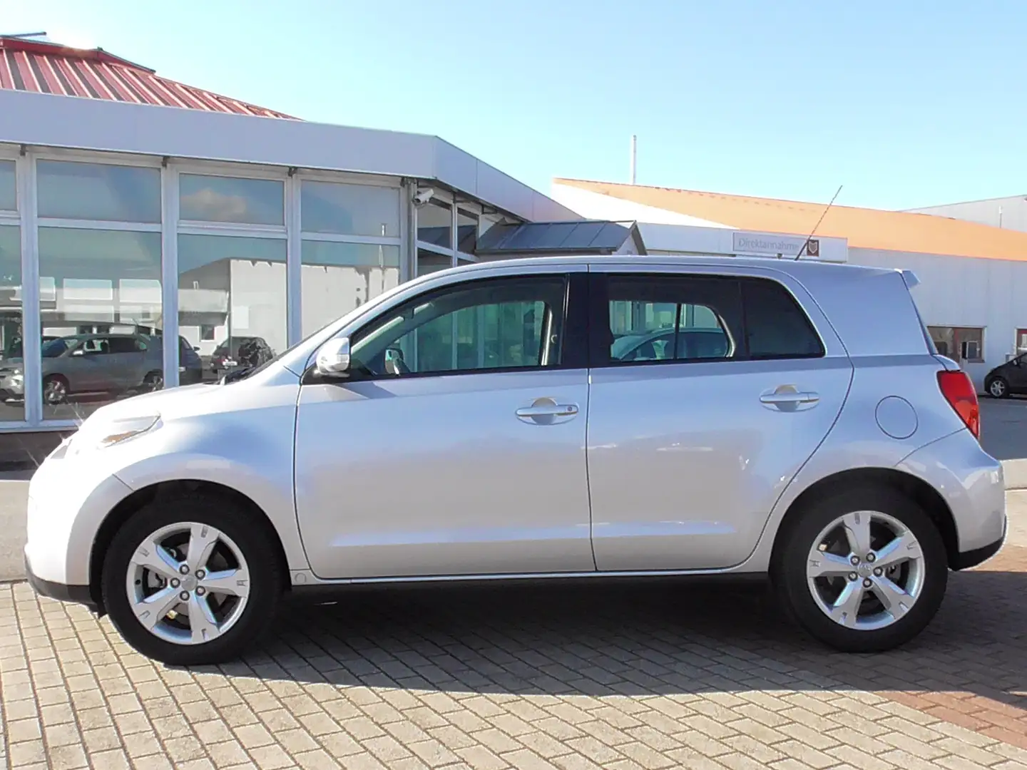 Toyota Urban Cruiser Alu,ESP,TRC,5türig,Klima,ZV-Funk.Freisprechanl. Gri - 2