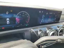 Mercedes-Benz CLA снимка Mercedes-Benz CLA