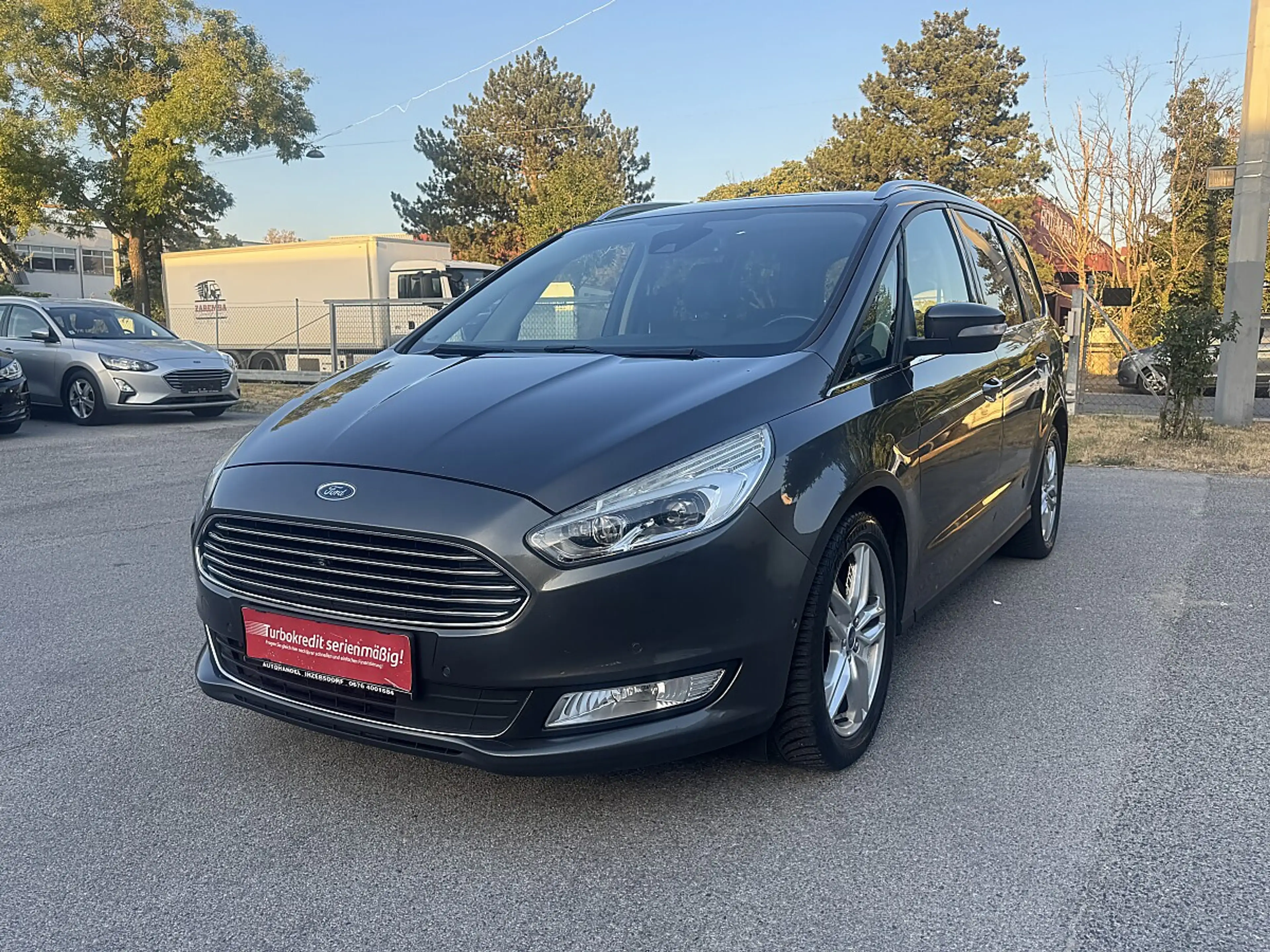 Ford Galaxy 2,0 TDCi Titanium Aut. / PANORAMA / AMBIENTE / ...