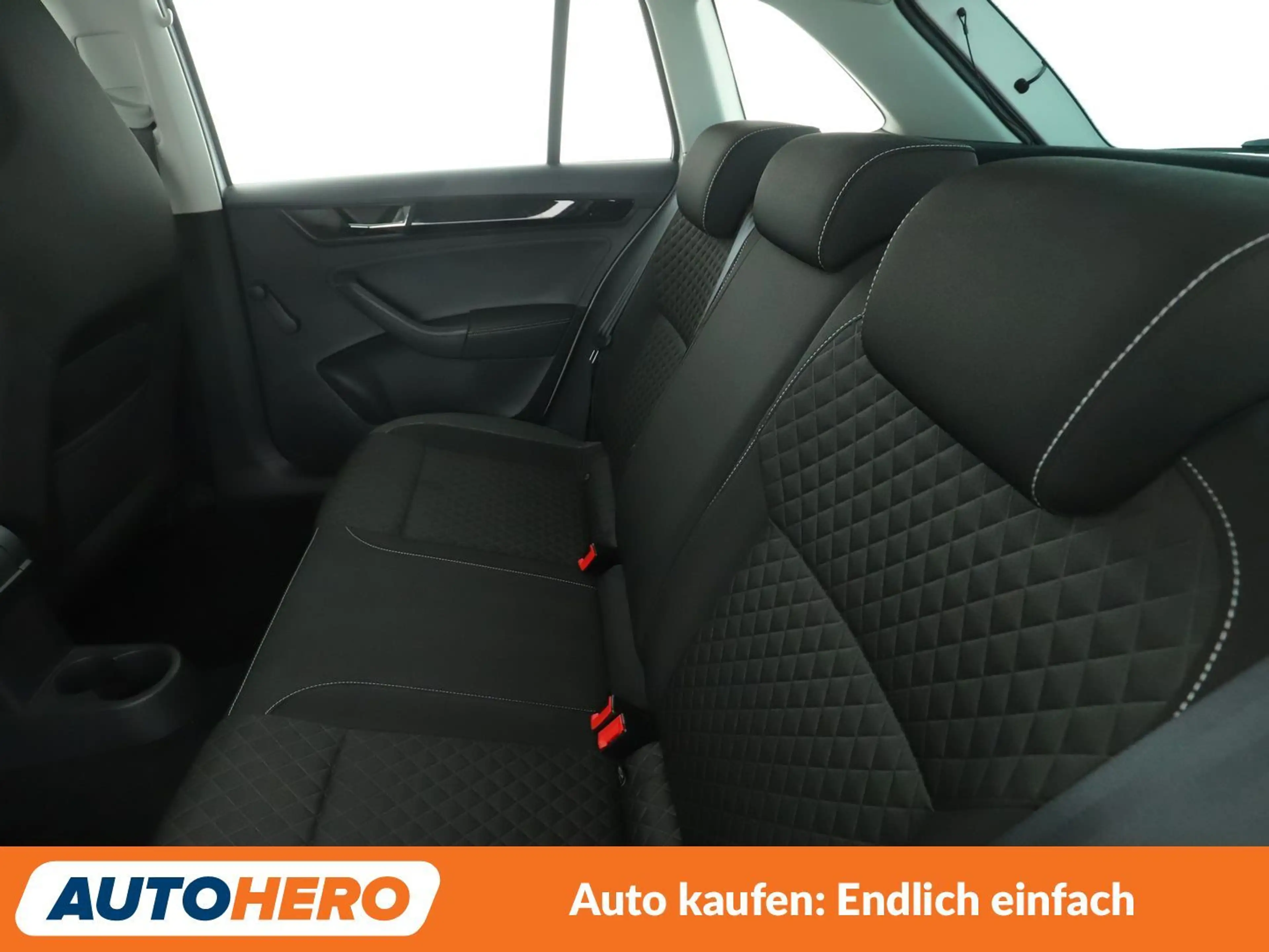 Skoda Rapid/Spaceback 1.4 TSI Ambition Aut.*TEMPO*PDC*SHZ*AHK*KLIMA* — photo 14