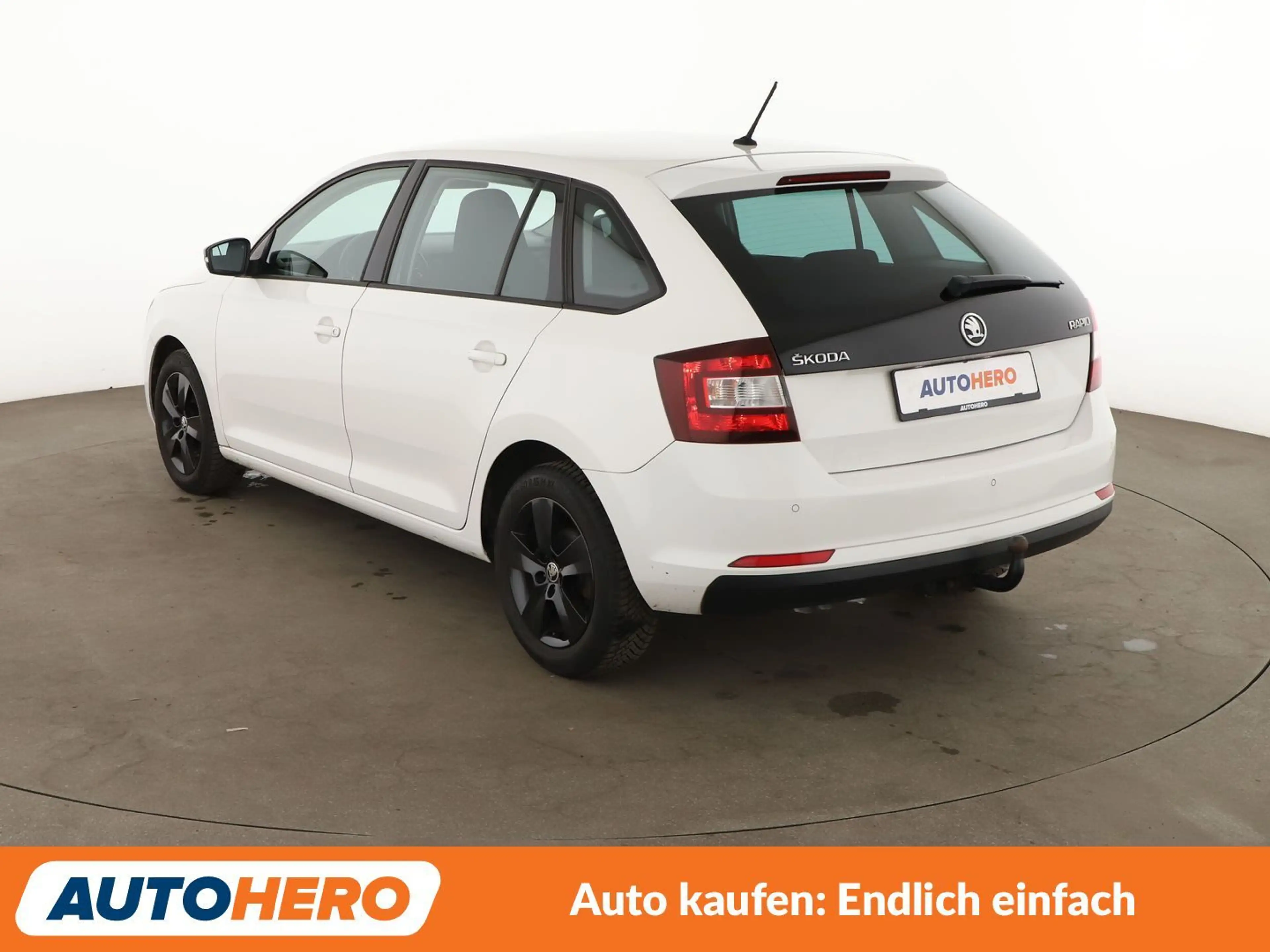 Skoda Rapid/Spaceback 1.4 TSI Ambition Aut.*TEMPO*PDC*SHZ*AHK*KLIMA* — photo 4
