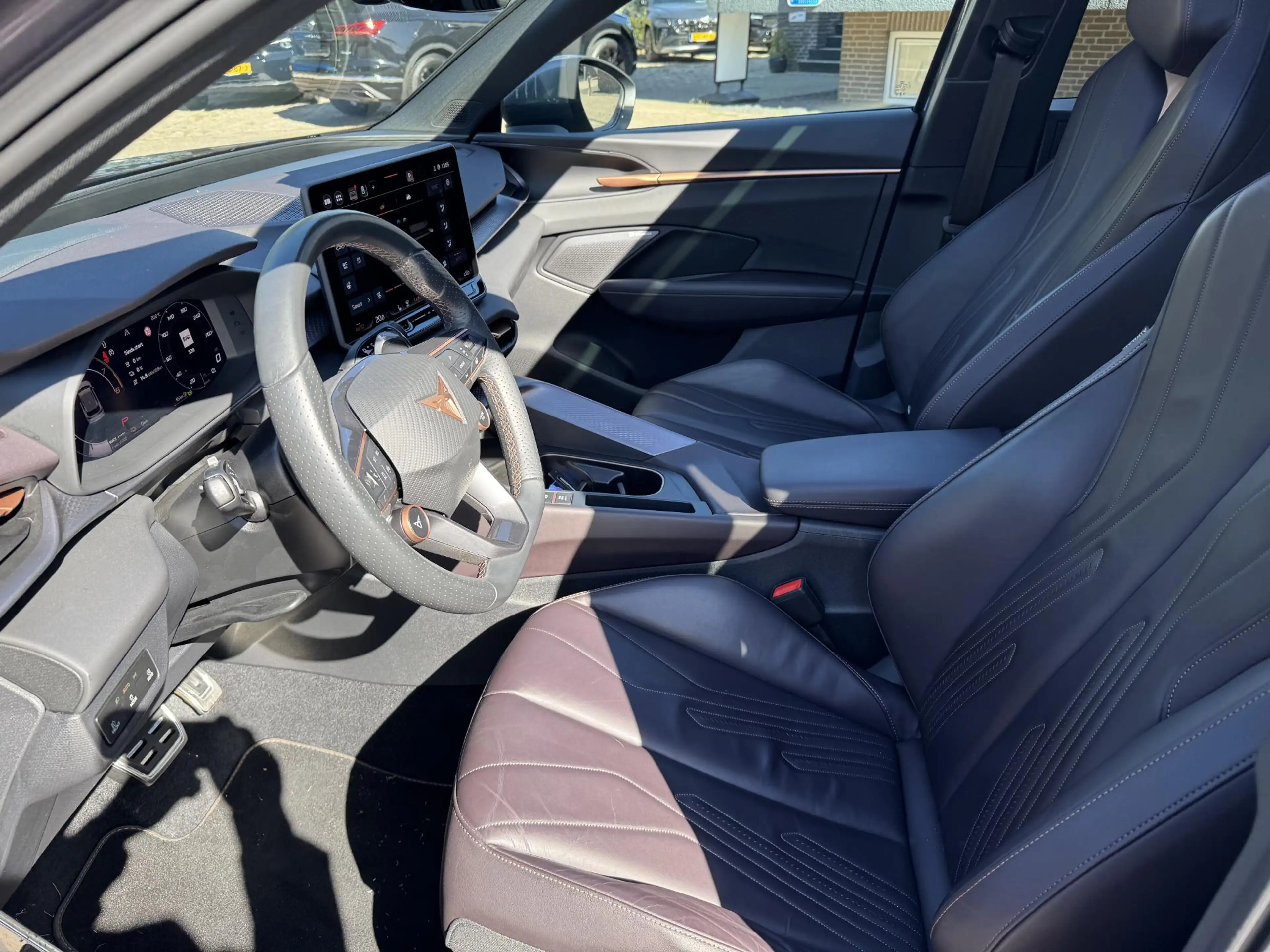 CUPRA Terramar 1.5 e-HYBRID 200kW VZ DSG VAN: € 48.900,- VOOR: 45 — photo 30