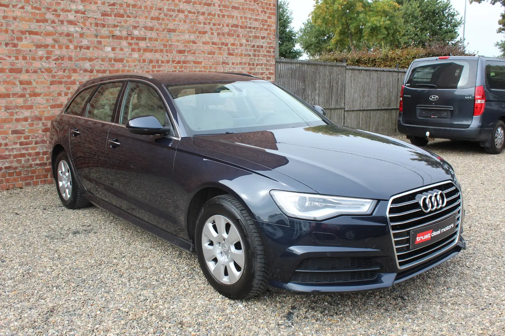Audi A6 A6 Avant 2.0 TDi ultra Sport Edition S tronic Bleu - 2