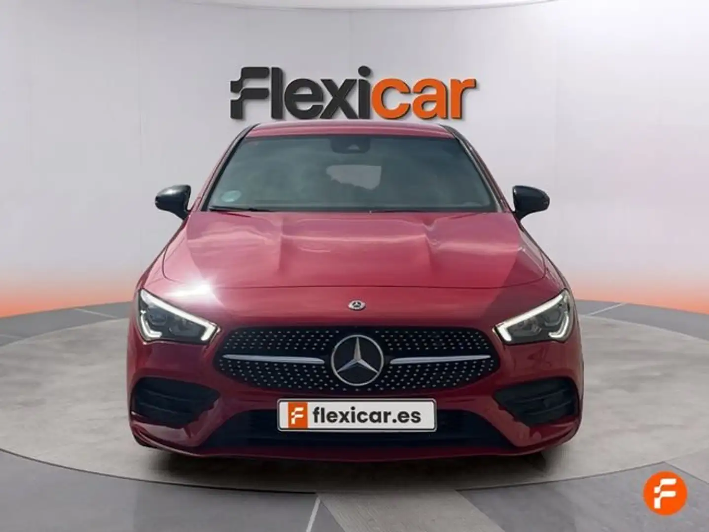 Mercedes-Benz CLA 180 Rojo - 2