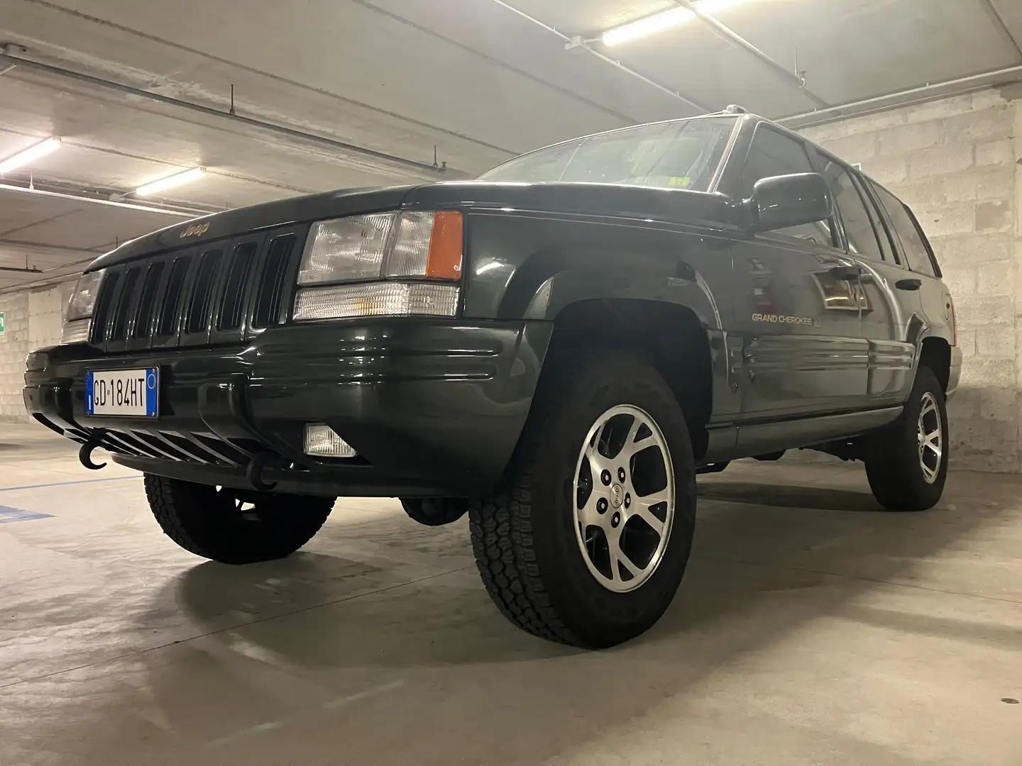 Jeep Grand Cherokee ZJ 5.2 V8 ORVIS EDITION 2 ASI Vert - 1