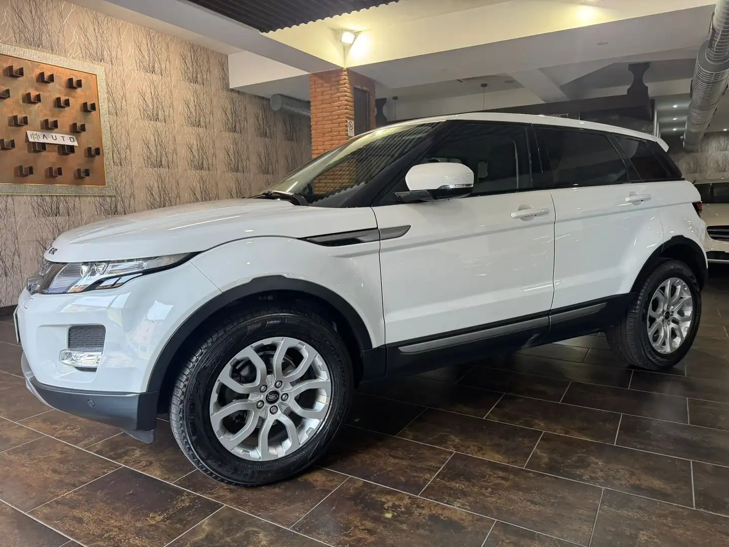 Land Rover Range Rover Evoque Range Rover Evoque I2011 5p 2.2 td4 Prestige 150cv Bianco - 1