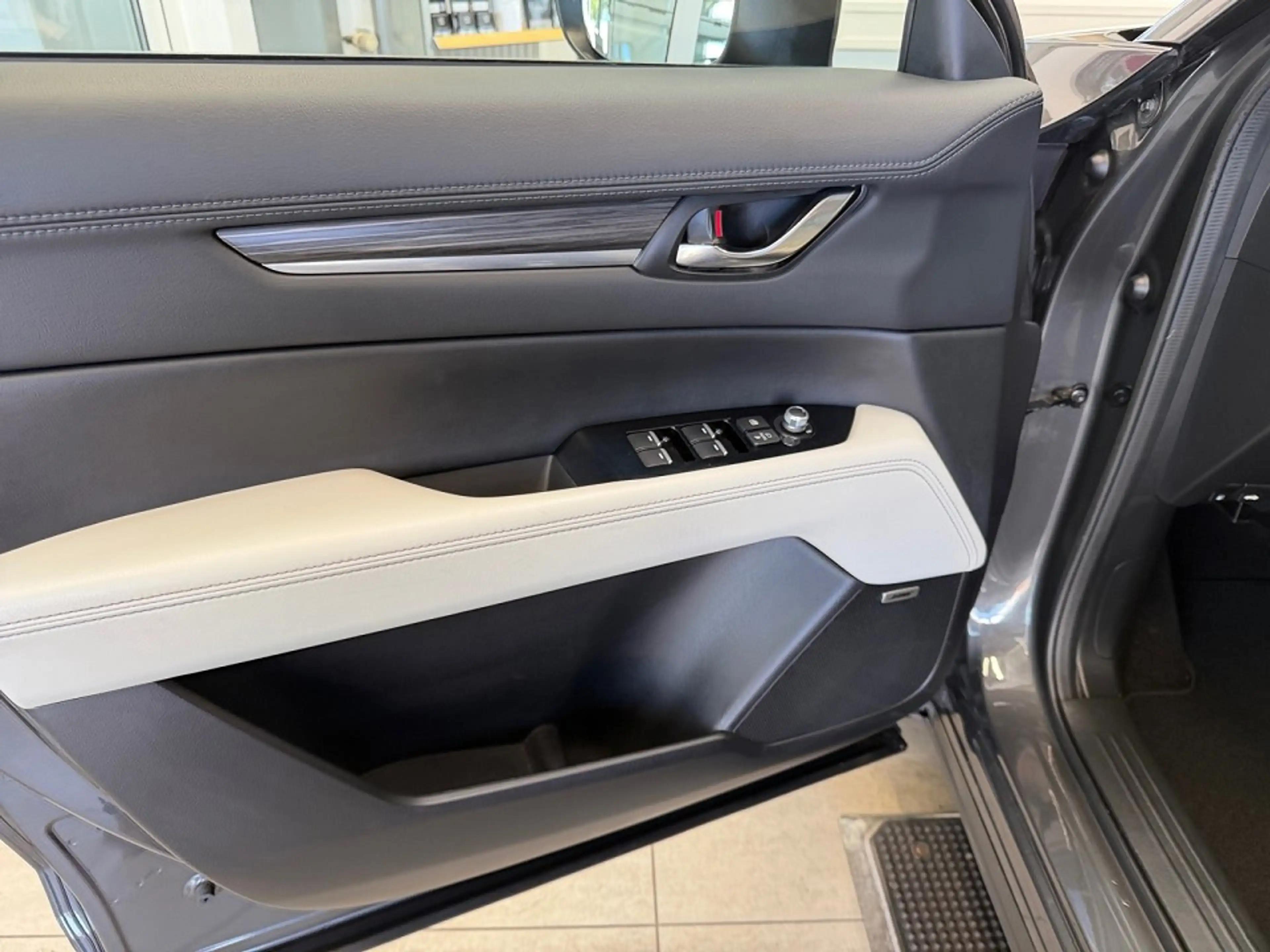 Mazda CX-5 SKYACTIV-G 194 AT AWD Sports Tec-P Leder-W Nav GSD — photo 11
