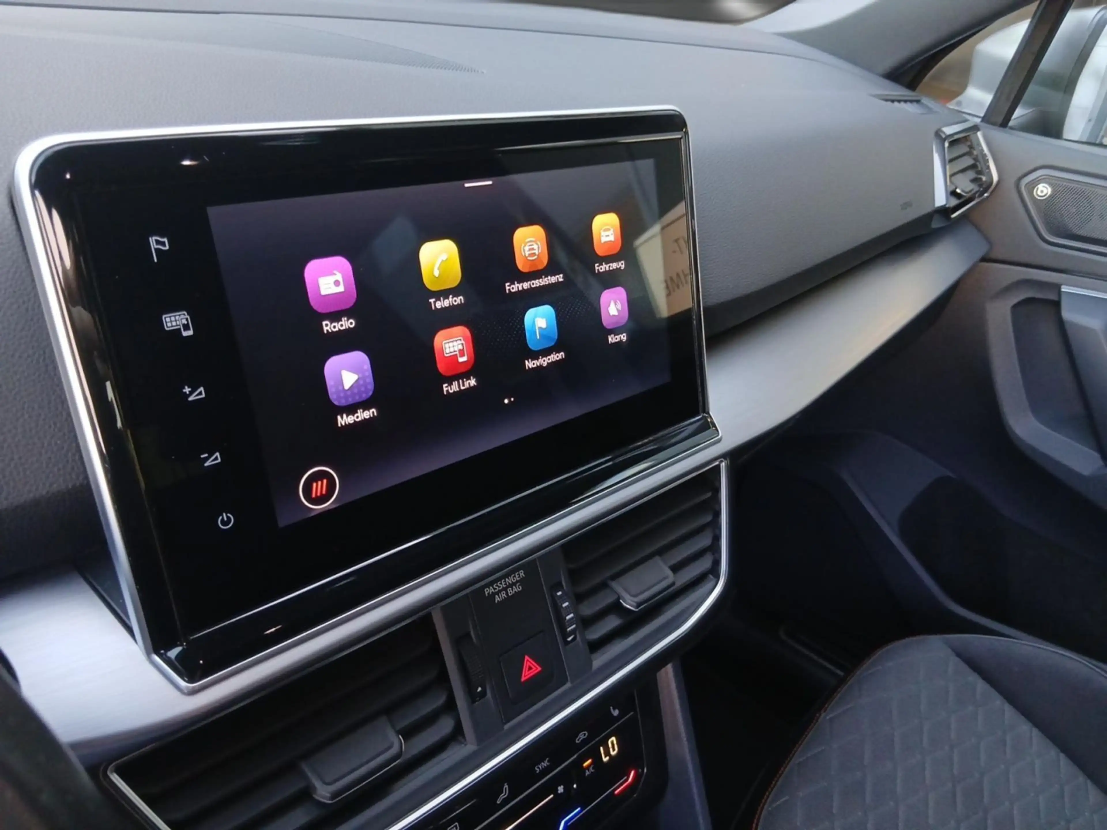 SEAT Tarraco 2.0 TDI 4D FR DSG *BEATS*ACC*R-CAM*SHZ* — photo 20