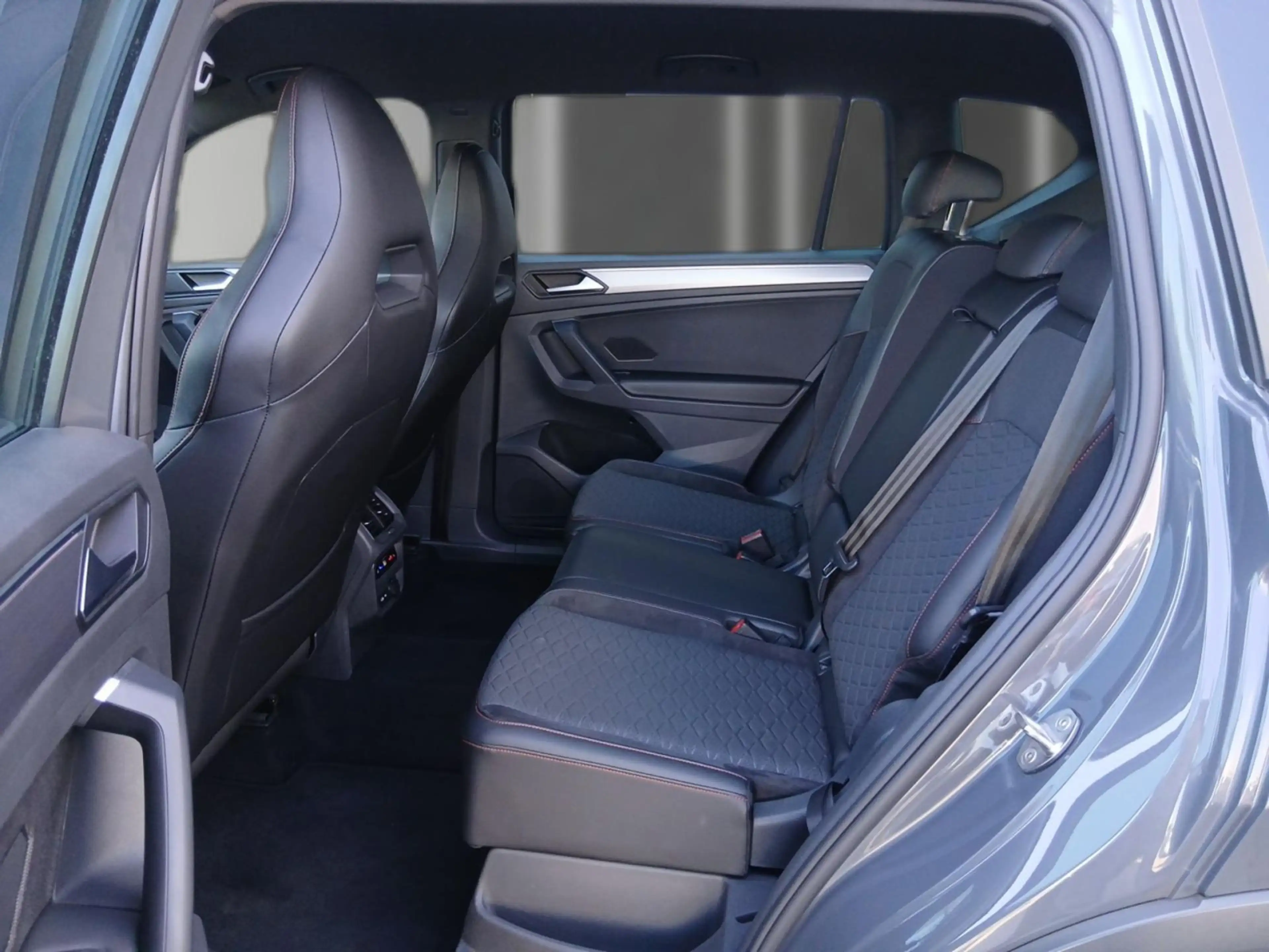SEAT Tarraco 2.0 TDI 4D FR DSG *BEATS*ACC*R-CAM*SHZ* — photo 12
