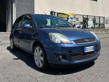 5p 1.4 tdci Titanium NEOPATENTATI OCCASIONE