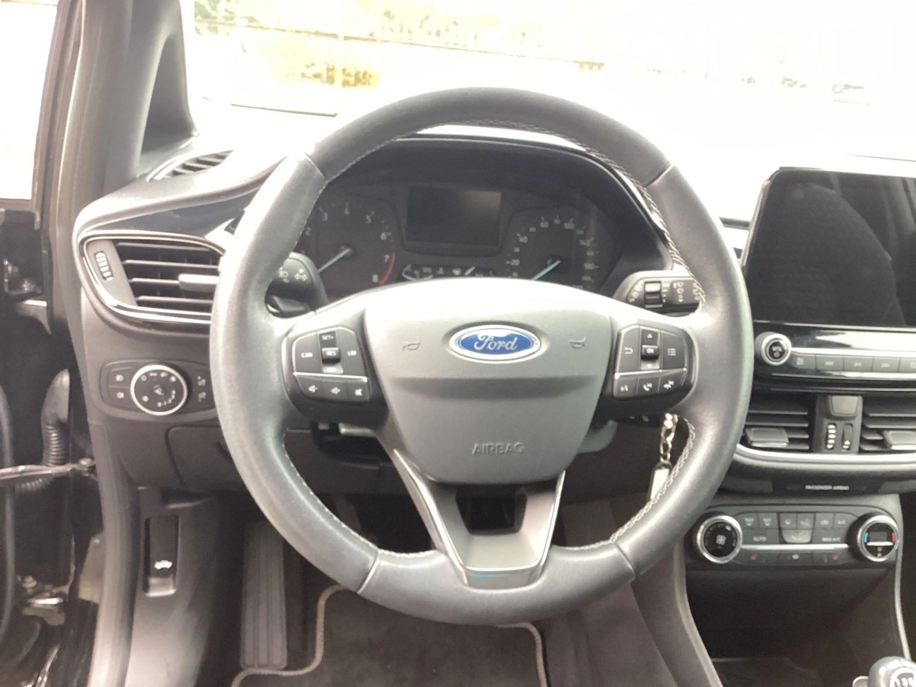 Ford Fiesta Titanium*Sitzheizung* — photo 8