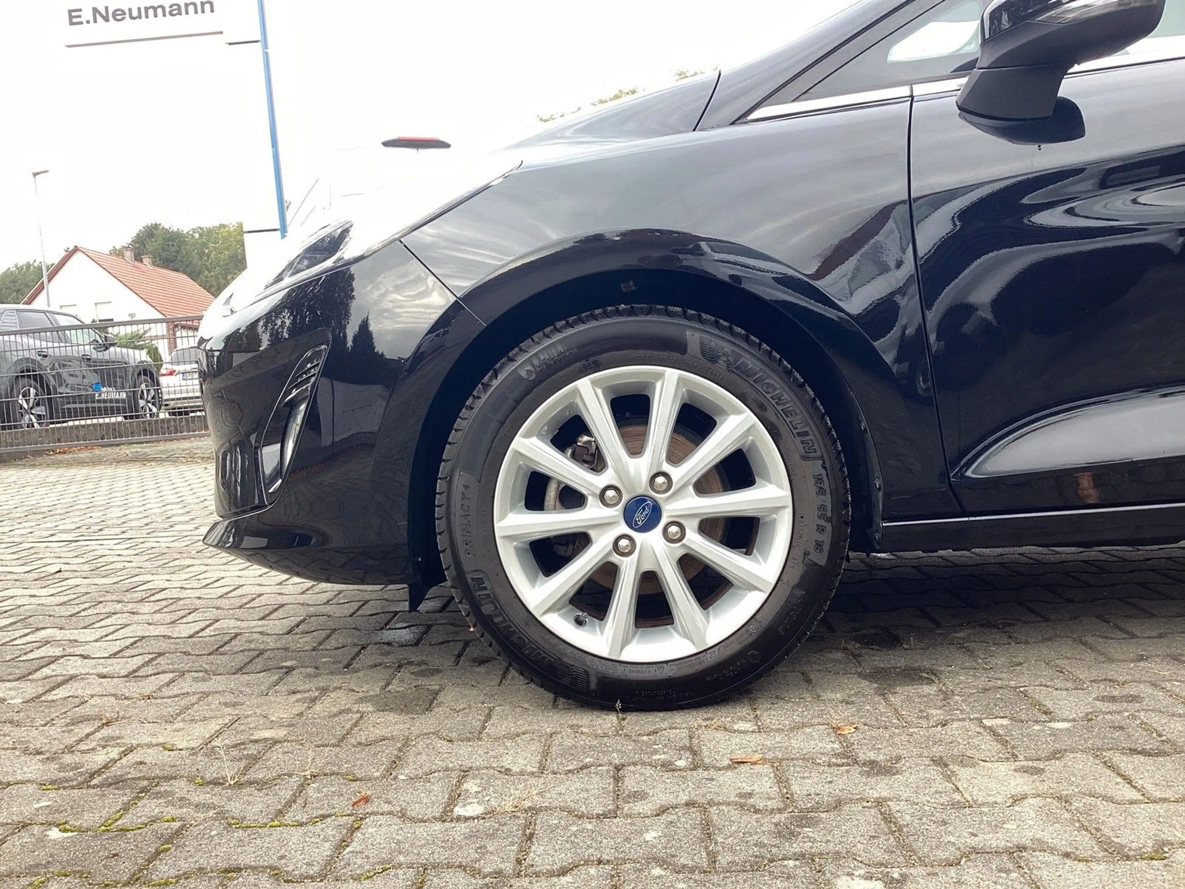 Ford Fiesta Titanium*Sitzheizung* — photo 6