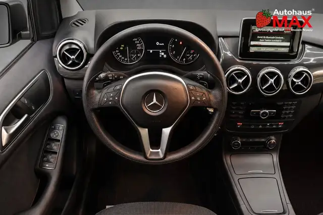 Mercedes-Benz B Class view 13