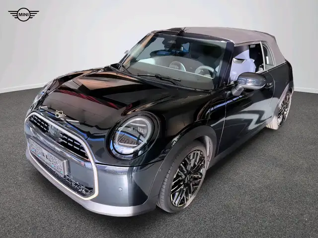 MINI Cooper C Cabrio Favoured Trim