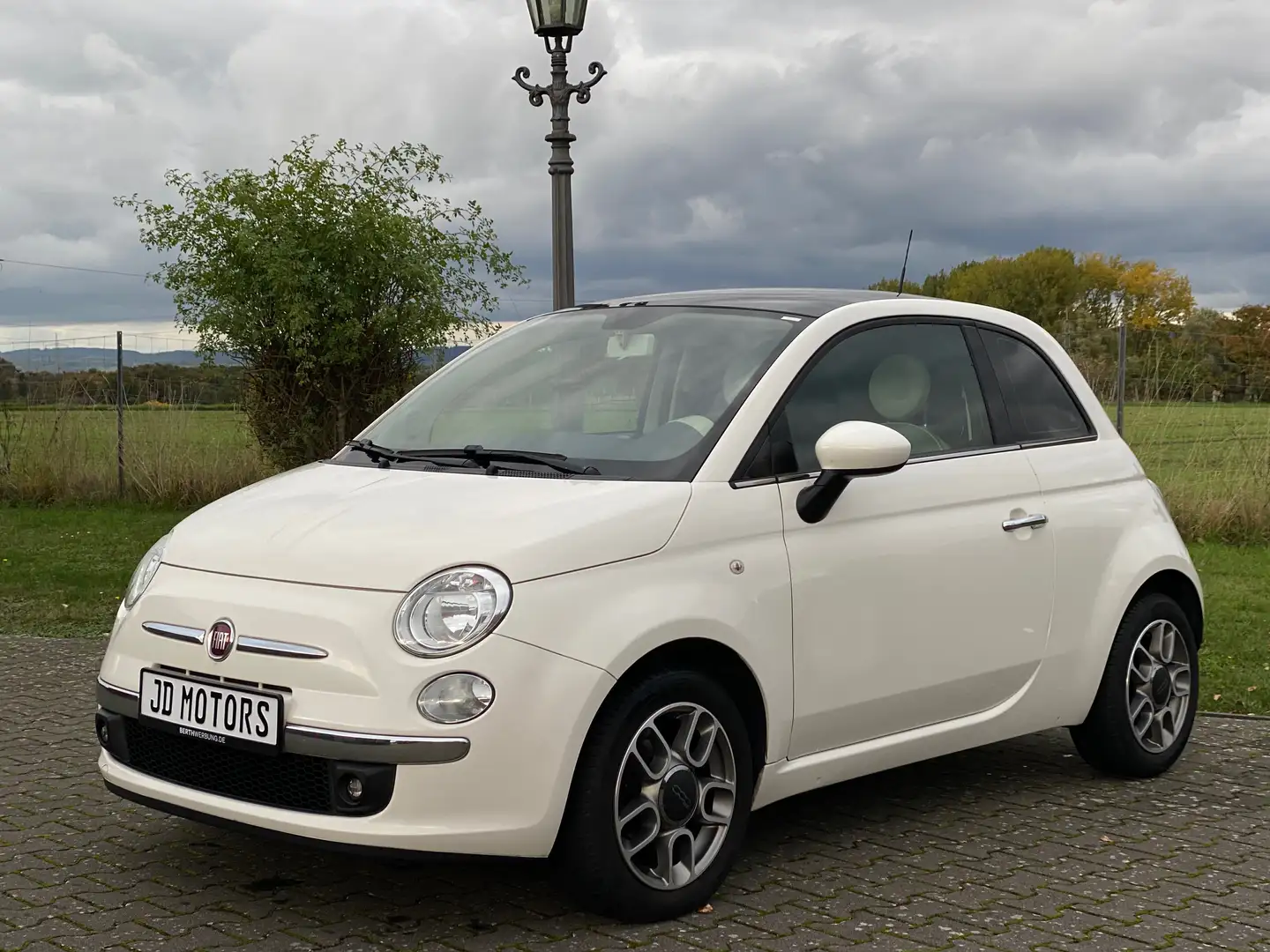 Fiat 500 1.2 Lounge *KLIMA*PANO*SCHECKHEFT*GARANTIE* Weiß - 1