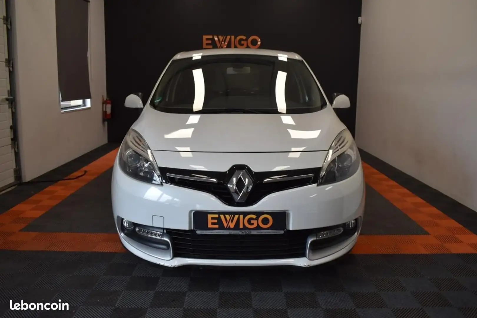 Renault Scenic Scénic 1.2 TCE 115ch ENERGY DYNAMIQUE- SUIVI & GAR Gris - 2