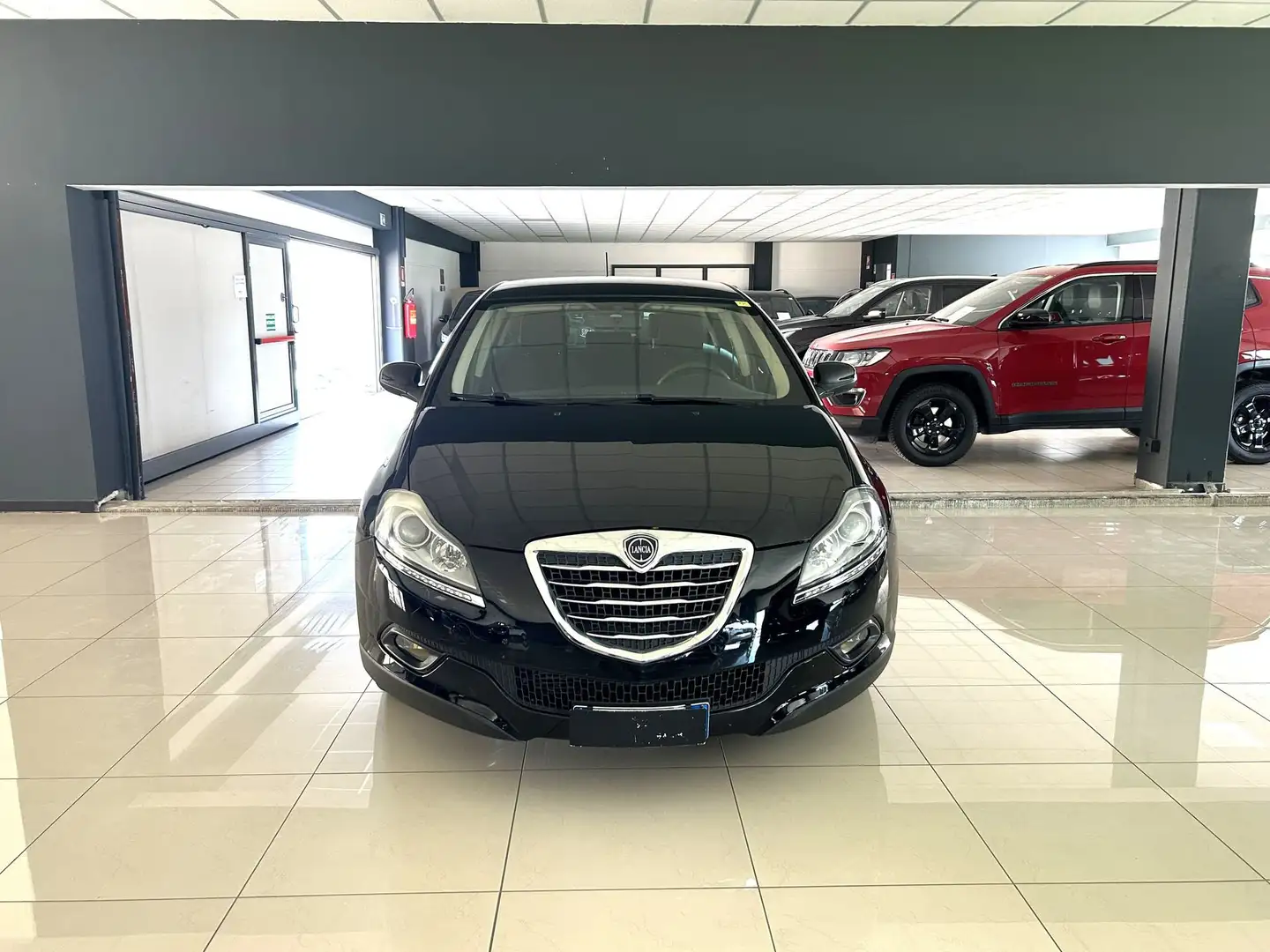 Lancia Delta MultiJet 120 CV Silver Schwarz - 2