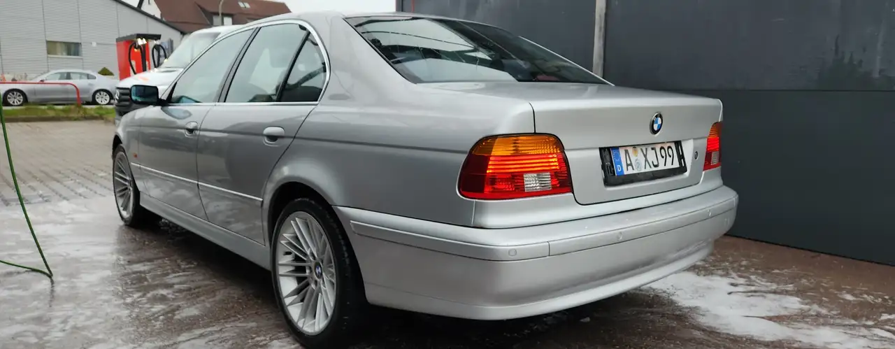 BMW 520i, foto 5
