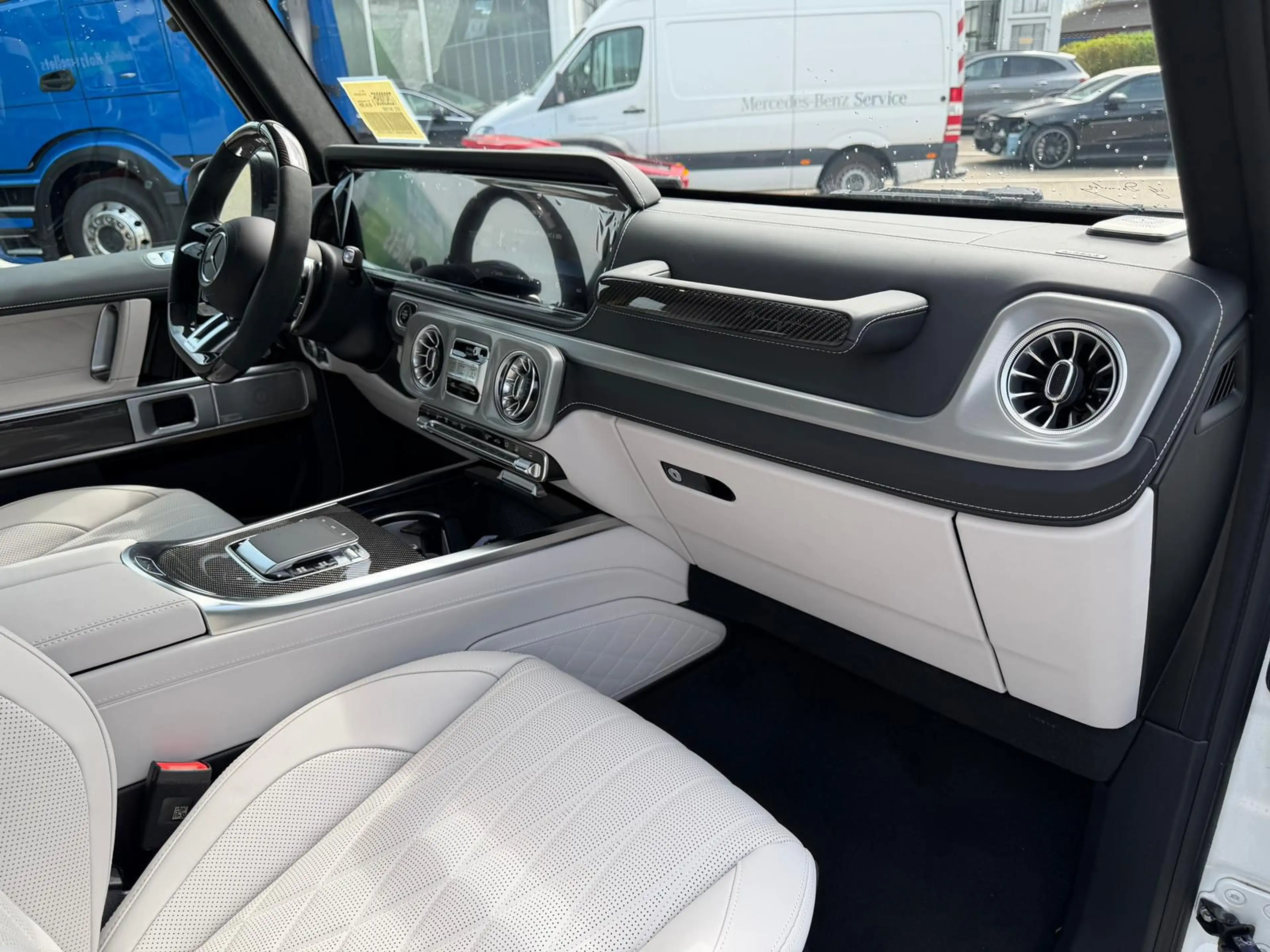Mercedes-Benz G 63 AMG MY 2027 MASSAGE NIGHT I+II A22 stock — photo 7