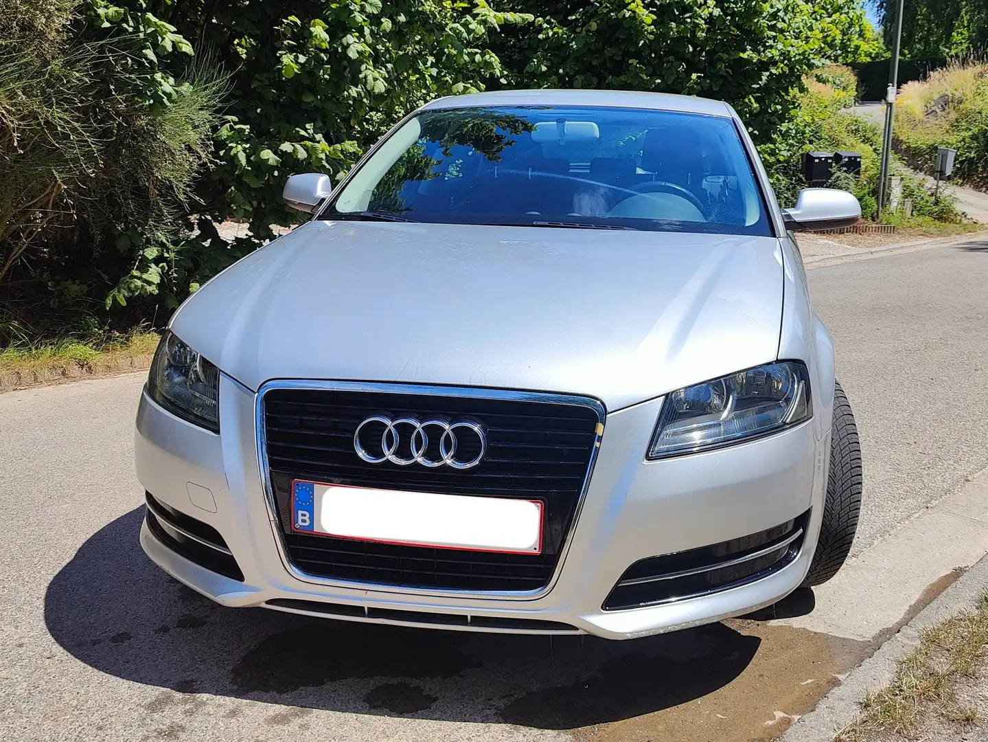 Audi A3 A3 Sportback 1.6 TDi Ambiente Start/Stop DPF Argent - 2