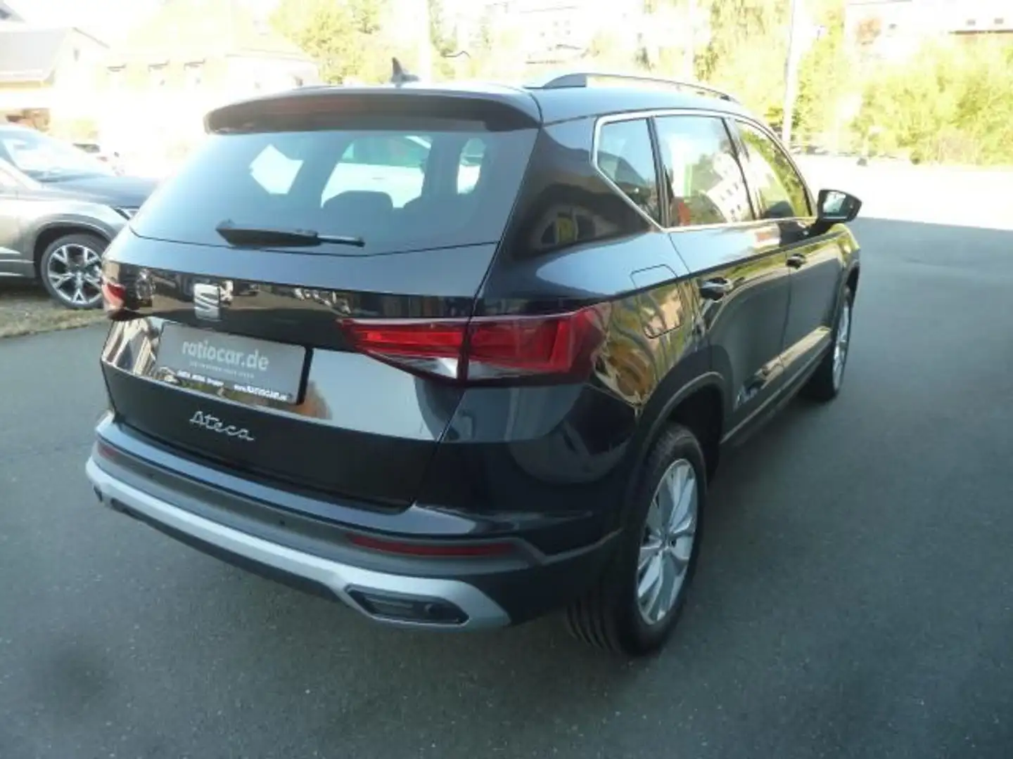 SEAT Ateca ATECA STYLE 2.0 TDI FULL-LINK SHZ+LENKRADHEIZ. Schwarz - 2
