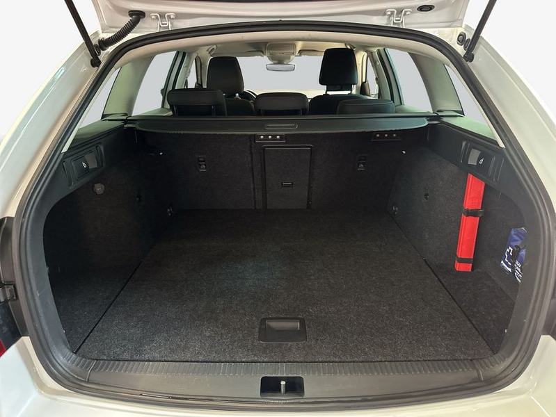 Skoda Octavia Combi 2.0 TDI DSG Soleil AHK — photo 8