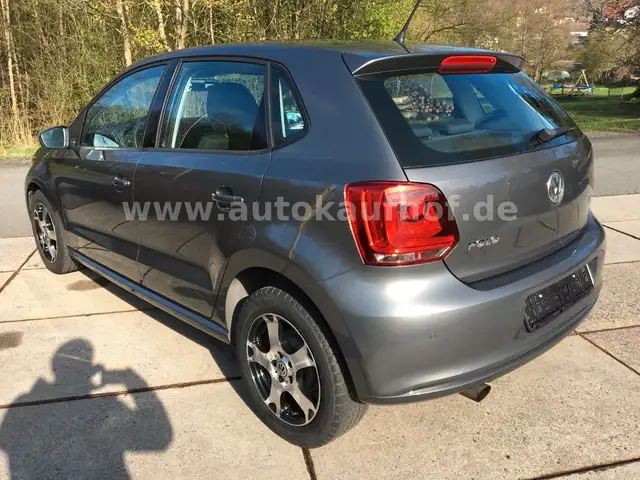 Volkswagen Polo view 5