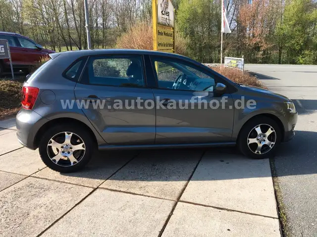 Volkswagen Polo view 7