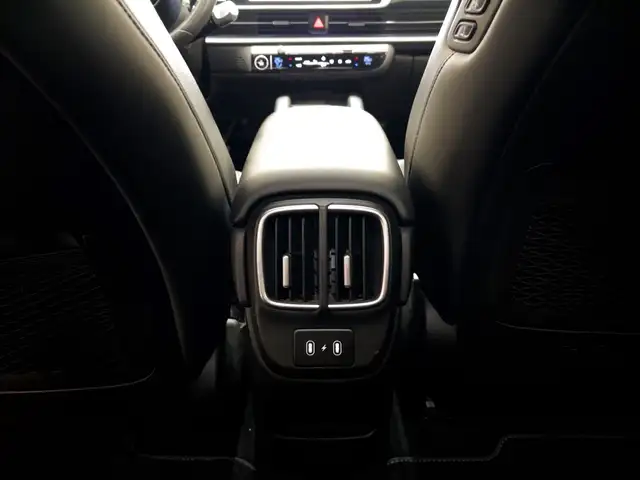 Hyundai Ioniq 6 view 14