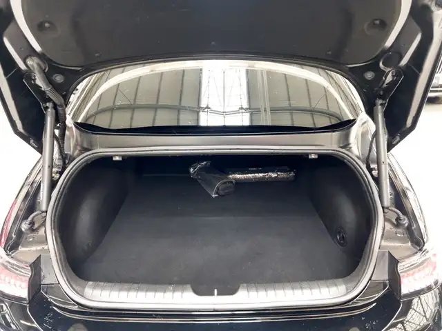 Hyundai Ioniq 6 view 6