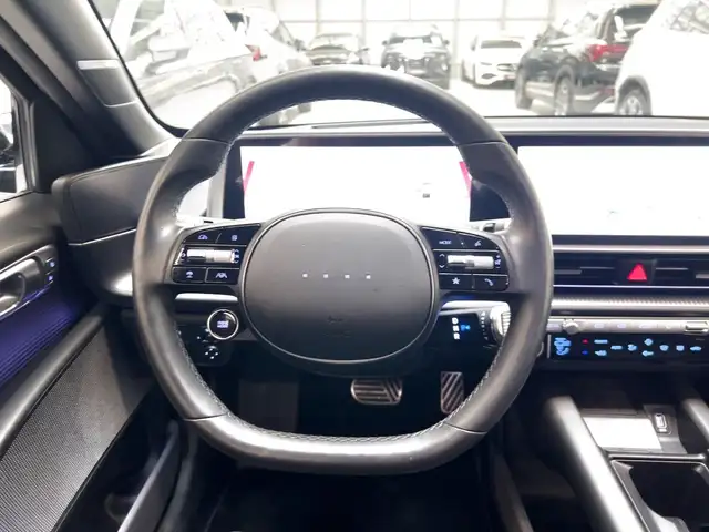 Hyundai Ioniq 6 view 10