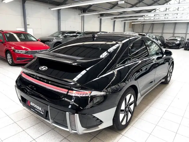 Hyundai Ioniq 6 view 5
