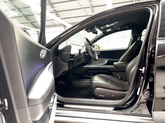 Hyundai Ioniq 6 view 8