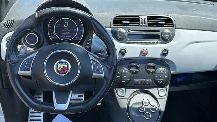 Abarth 500 1.4 T-Jet Secuencial 2016, foto 15
