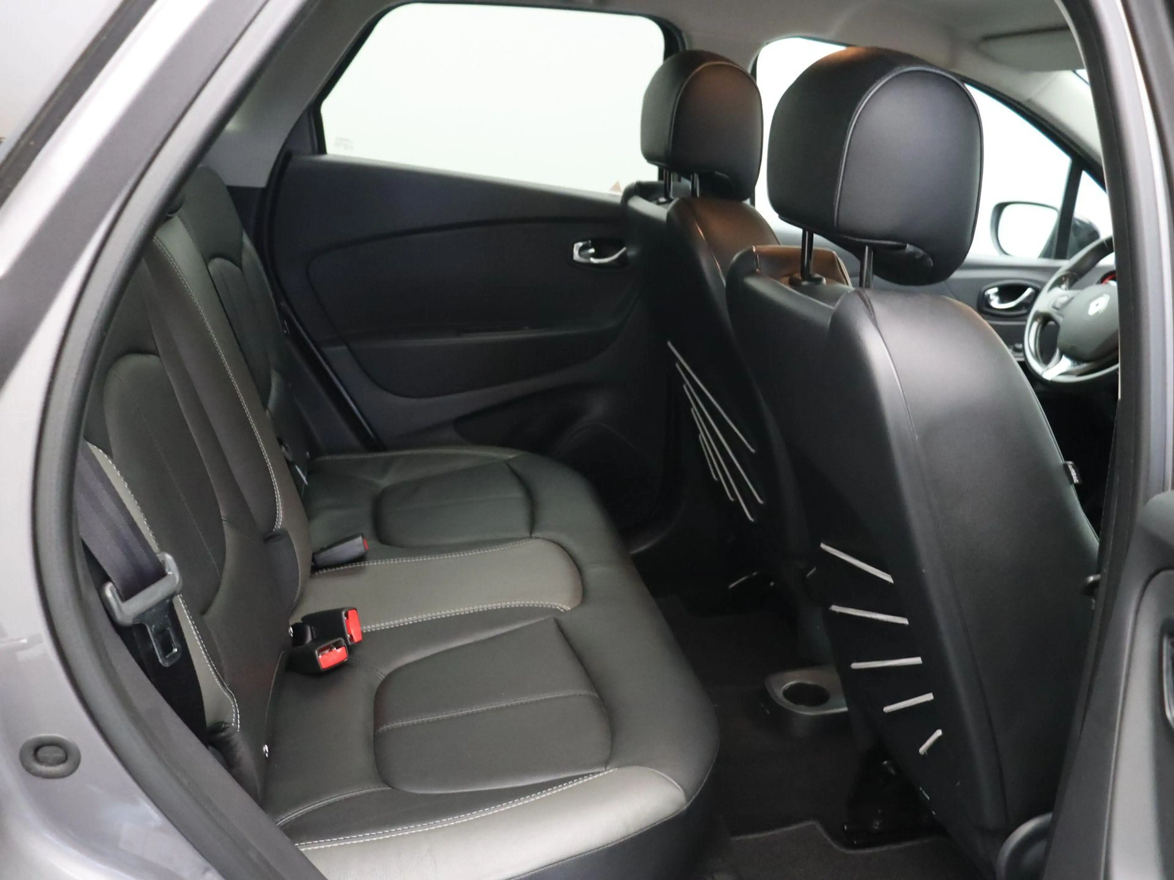 Renault Captur 0.9 TCe Xmod | Trekhaak | Stoelverwarming | Ledere — photo 8