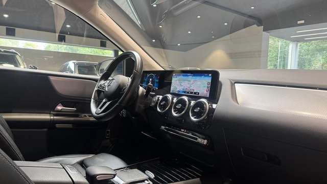 Mercedes-Benz B 180 — photo 15