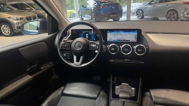 Mercedes-Benz B 180 — photo 11