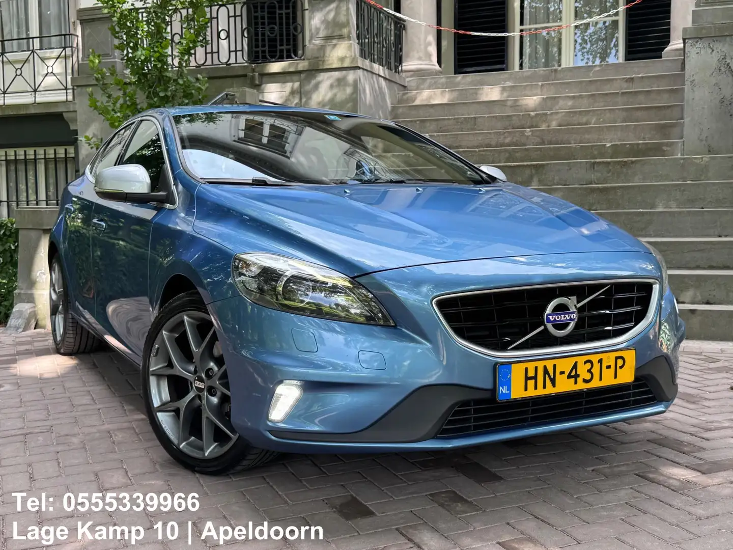 Volvo V40 2.0 D2 R-Design Business Navi Xenon Leder NL Auto Blue - 2