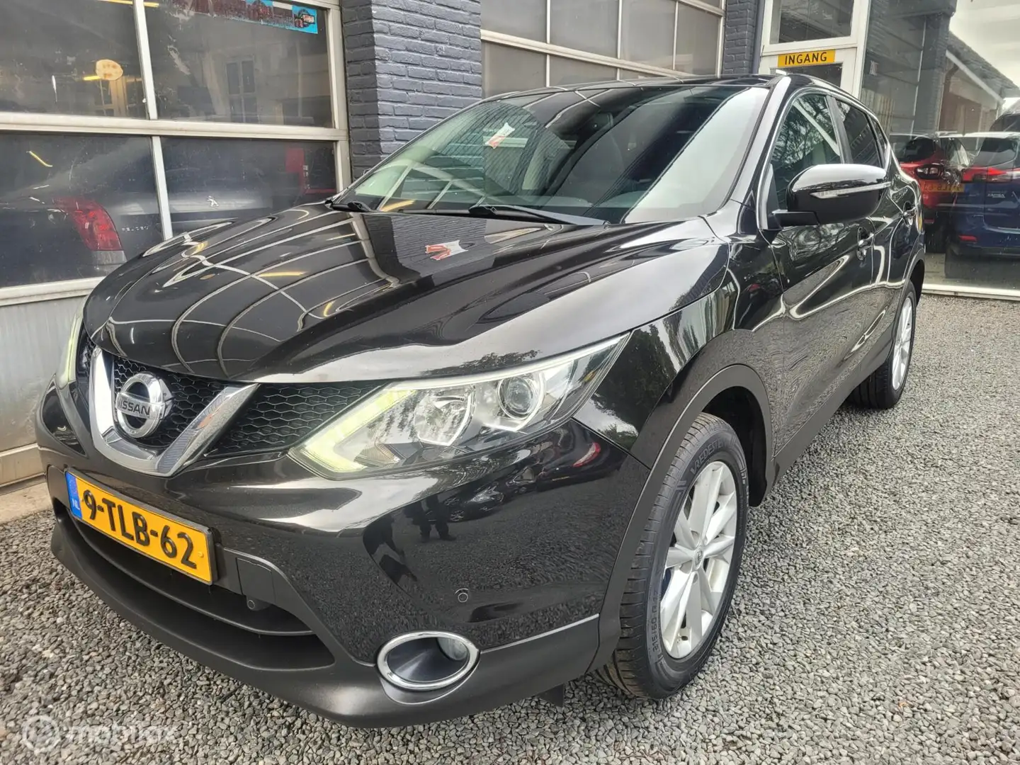 Nissan Qashqai 1.2 Premier Edition | CRUISE | CLIMA | PANO | Black - 1