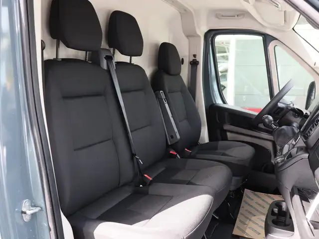 Fiat Ducato view 4
