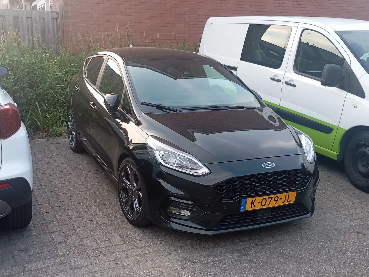 Ford Fiesta Fiesta 1.0 EcoB. ST-Line Zwart - 2