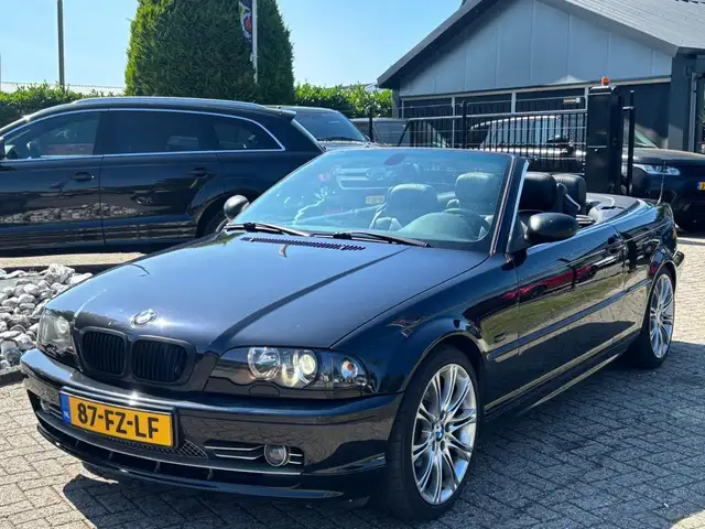 2000 BMW 3 Series in Black for sale