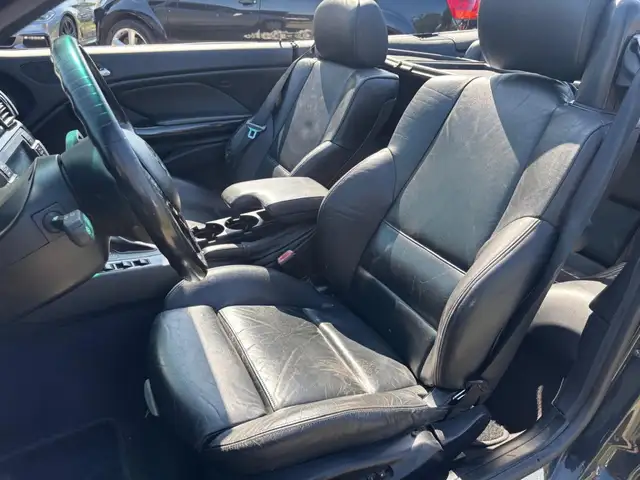 BMW 3 Series view 11