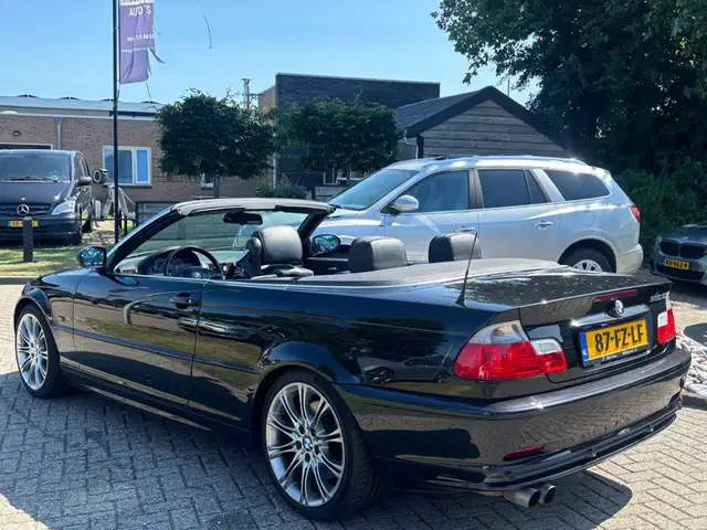BMW 3 Series view 7