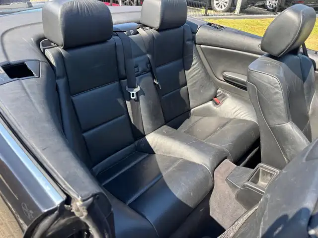 BMW 3 Series view 13
