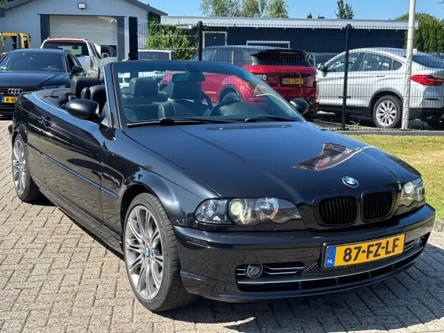 BMW 3 Series view 3