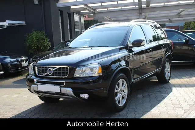 Volvo XC90 D5 Momentum Geartronic*7SITZER*NAVI*XENON*