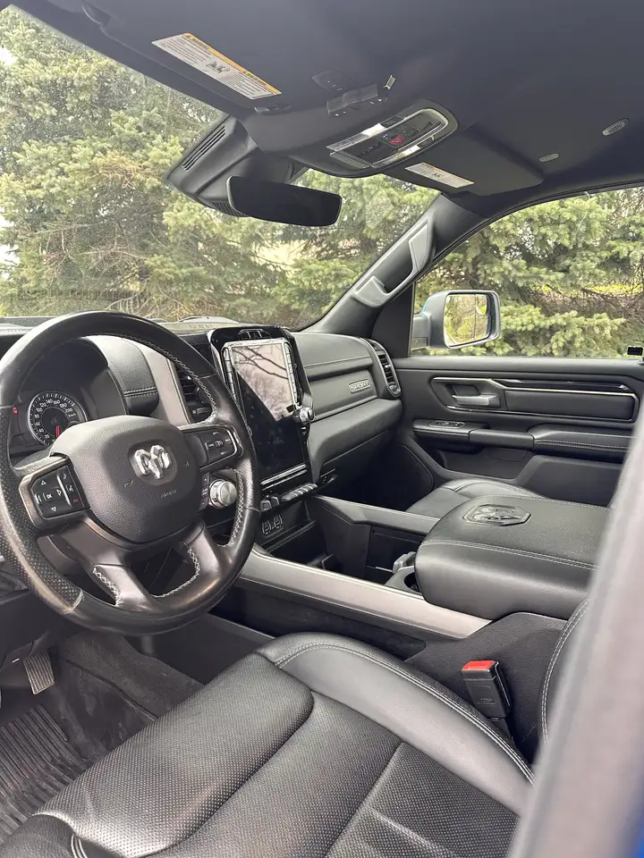 RAM 1500 снимка RAM 1500